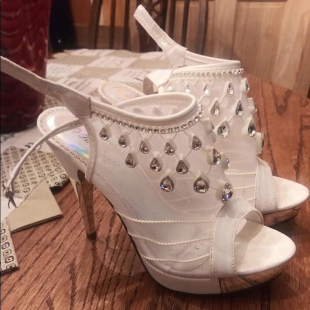 Cute heels